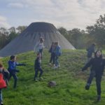 Sortie buissonnière enfants avec la Maison de Loire du Cher à la pyramide du Loup de Toucy